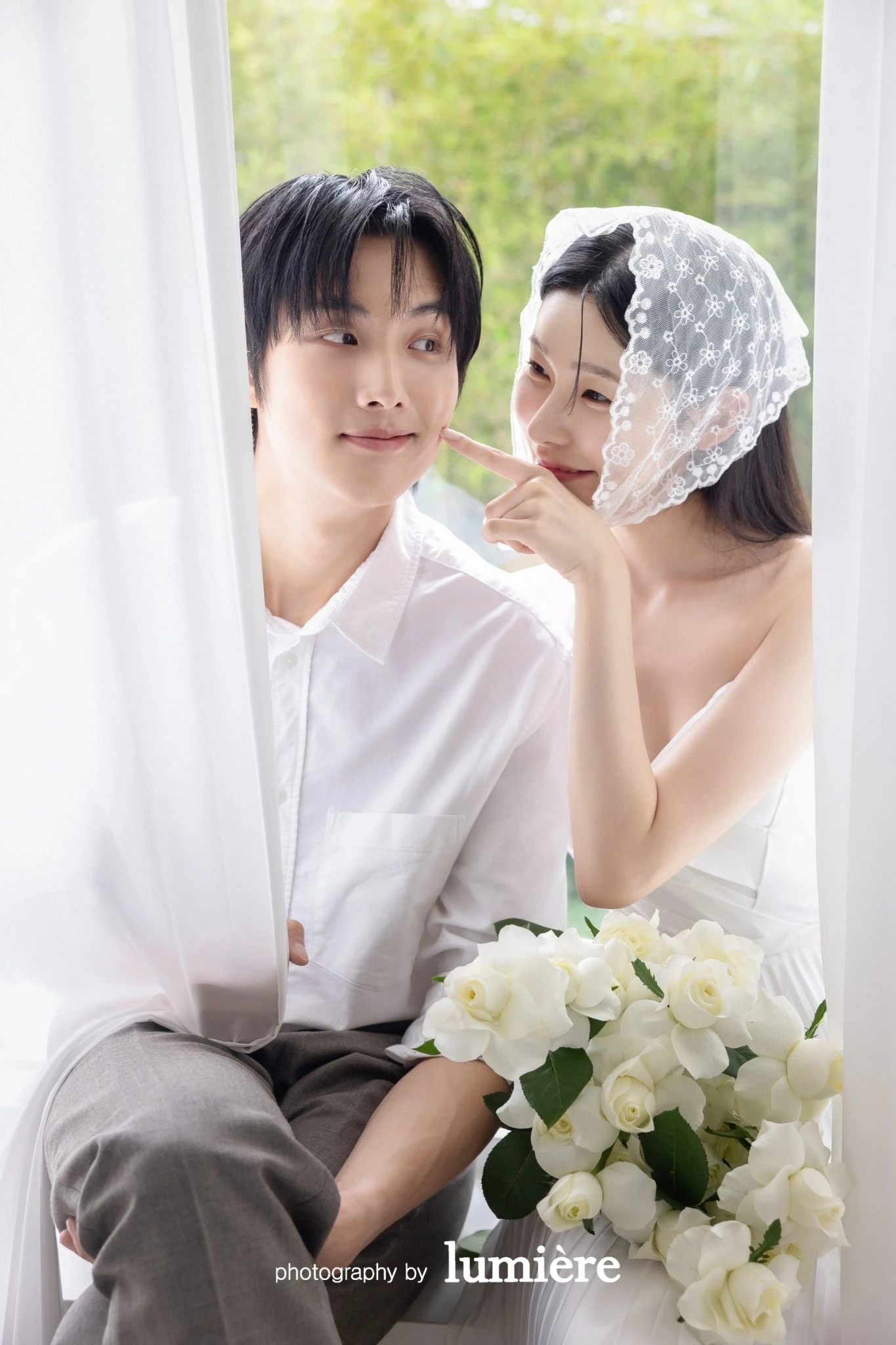 루미에 스튜디오 웨딩 포토 24